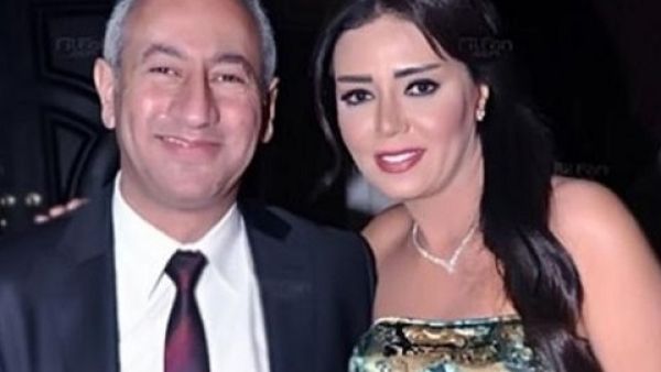 رانيا يوسف تنفصل رسميا عن زوجها طارق عزب