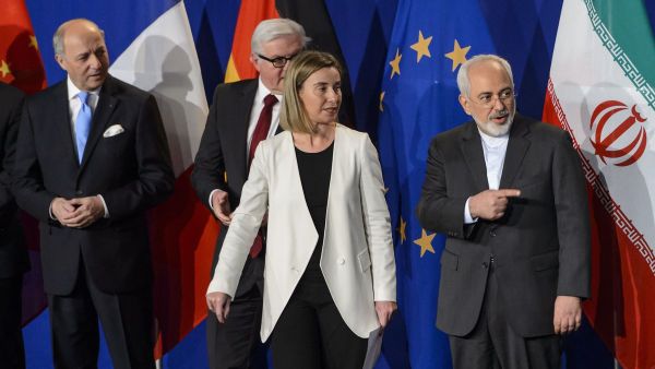 The EU's foreign policy chief Federica Mogherini and Iranian Foreign Minister Javad Zarif (AFP/File Photo)