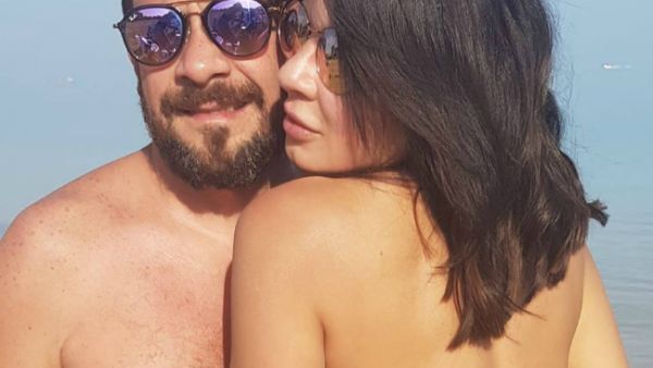 Najla Badr posted a photo of herself with her husband Mohammed Afifi to her Facebook account. (Source: Nagla Badr - Instagram)