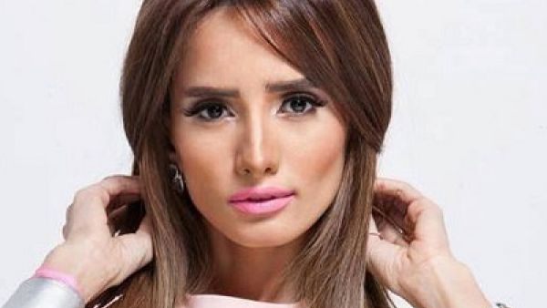 زينة تتعاقد على بطولة فيلم (كارما)