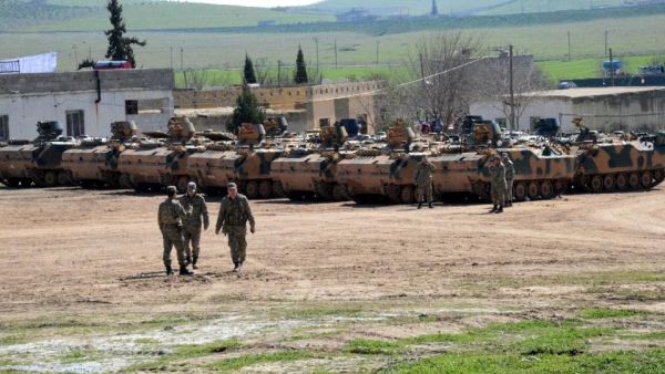 Turkish tanks wait near the Syrian border in Suruc in February 2015. (AFP/Ilyas Akengin)