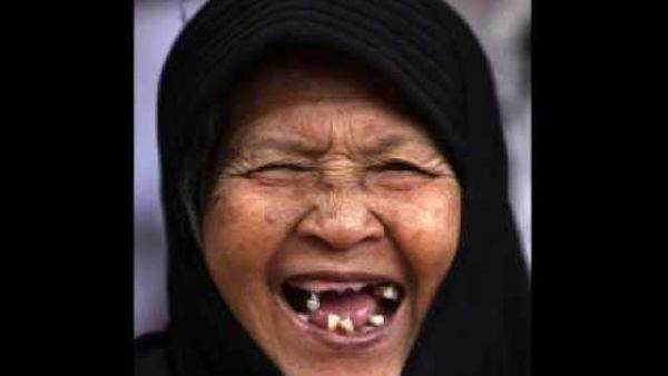 قه قه قه