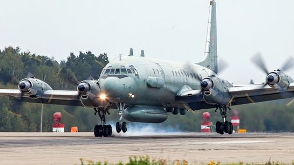 Russian Ilyushin Il-20 plane was downed by Syrian Air Defence missile (Twitter)