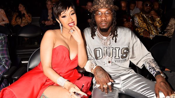 كاردي بي وأوف سيت