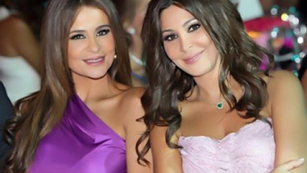 هل تقصدت كارول سماحة إحراج اليسا على (تويتر)؟!