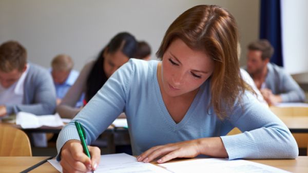 توقعات الأبراج اليوم الجمعة 8 فبراير/ شباط 2019(shutterstock)

