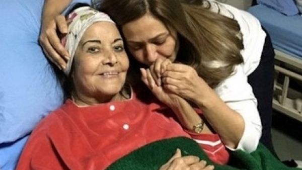 مديحة يسري تطلب الدعاء من جمهورها