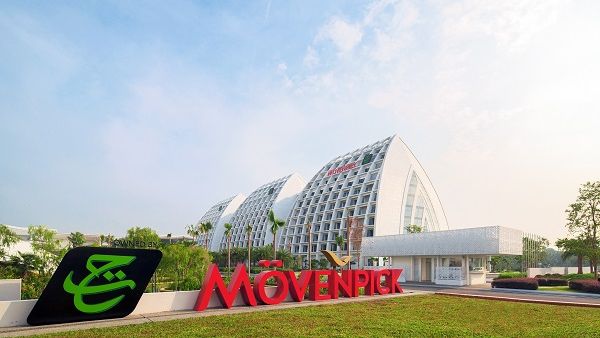 The hotel features 333 rooms and suites with the latest in-room technology. The hotel features 333 rooms and suites with the latest in-room technology.