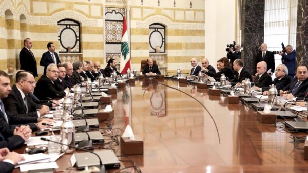 Lebanese President Michel Aoun (C) chairs the new government's first cabinet meeting (AFP)
