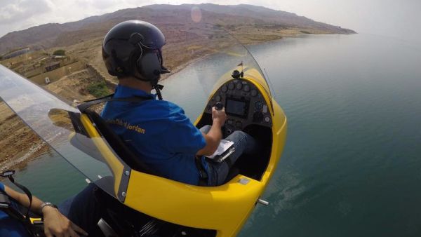The Royal Aero Sports Club is flying you over the Dead Sea (Twitter)