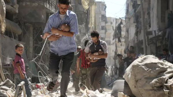 Last year, the US - joined by the UK, France and others - bombed the Syrian city of Raqqa in an effort to destroy ISIS (Twitter)