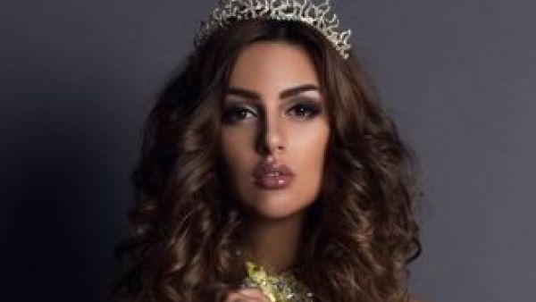 Oksana Voevodina (Twitter)