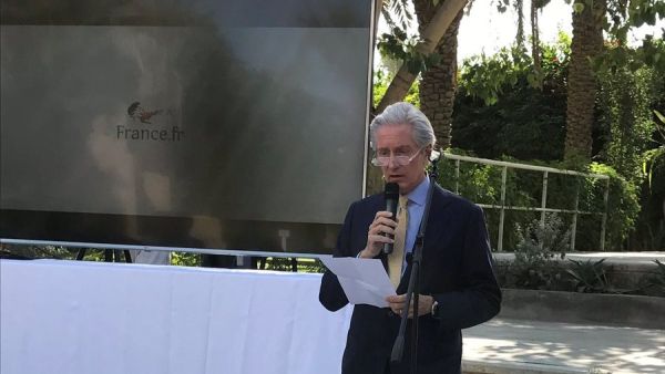 France's website, http://France.fr  has been fully translated to Arabic (Twitter)