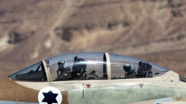 Israeli plane strikes on Syrian (Twitter)