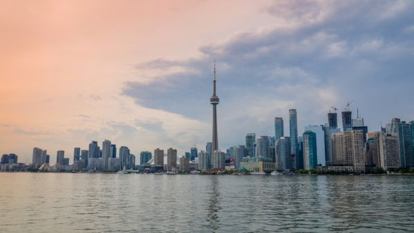 Toronto , Canada (Shutterstock)