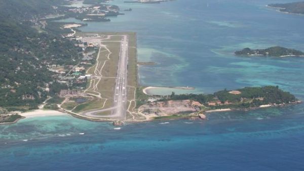 The UAE and Seychelles’ aviation sectors already have ties with Etihad Airways owning a stake in Air Seychelles. (SeychellesIslands.us)