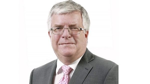 Dr. Robert Harris, Chief Medical Officer, and Acting CEO at American Hospital Dubai Dr. Robert Harris, Chief Medical Officer, and Acting CEO at American Hospital Dubai