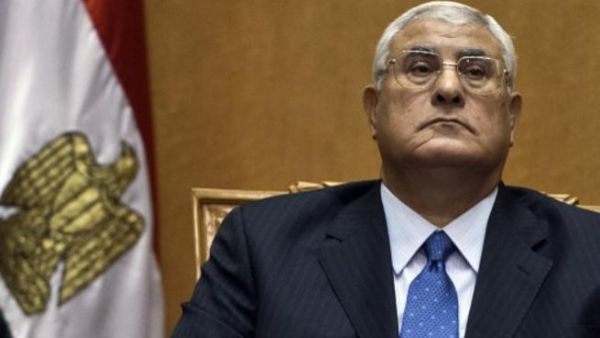 المستشار عدلي منصور رئيساً للمحكمة الدستورية ومن ثم رئيسا لمصر. 