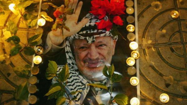 الرئيس الفلسطيني الراحل ياسر عرفات الرئيس الفلسطيني الراحل ياسر عرفات