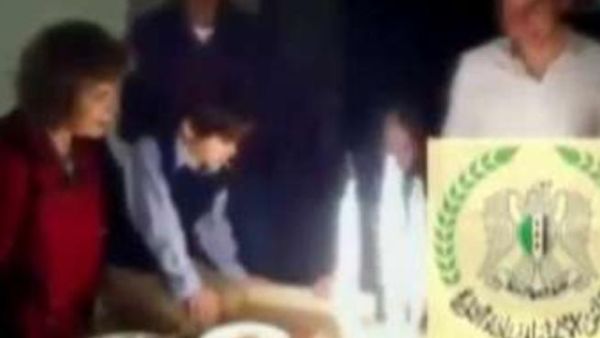 بشار الأسد يغني في عيد ميلاد شقيق زوجته بشار الأسد يغني في عيد ميلاد شقيق زوجته