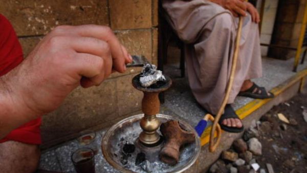 يمضي كثير من الأردنيين ليالي رمضان في المقاهي.