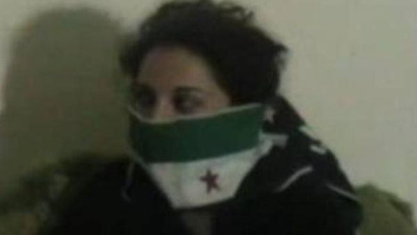 الناشطة السورية لبنى مرعي 
