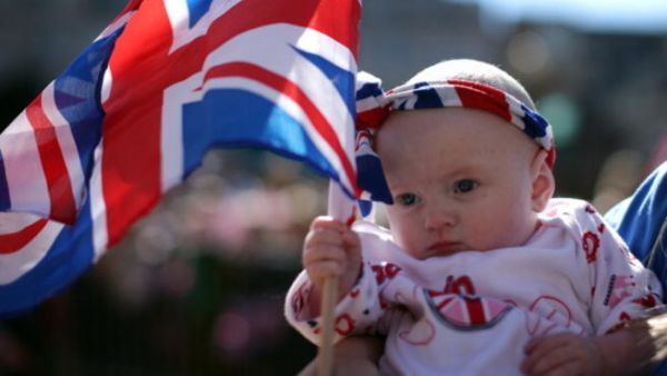 يأتي اسم "محمد" في المرتبة الثالثة بعد "هاري" و"أوليفر". 