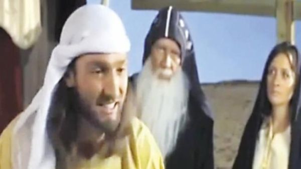 أثار الفيلم احتجاجات عنيفة إثر عرضه