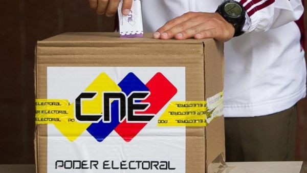 إقصاء أحزاب المعارضة الرئيسية في فنزويلا من الانتخابات البلدية
