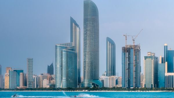 The project — which is expected to take 38 months to complete — is expected to employ over 3,500 people at peak construction. (Shutterstock)