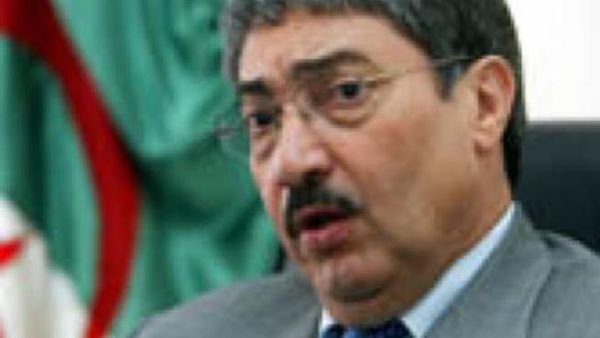 علي بن فليس رئيس الحكومة الجزائرية الأسبق