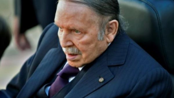 Algerian President Abdelaziz Bouteflika is seen heading to vote at a polling station in Algiers on November 23, 2017. (AFP/File)
