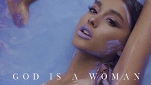Ariana Grande "God is a Woman" (Twitter)