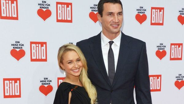Hayden Panettiere and Wladimir Klitschko (Twitter)