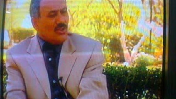 علي عبدالله صالح يتحدث لتلفزيون الام بي سي. علي عبدالله صالح يتحدث لتلفزيون الام بي سي.