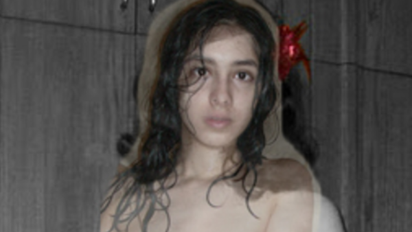 صورة علياء المهدي التي دلل بها المدون على فكرته. صورة علياء المهدي التي دلل بها المدون على فكرته.