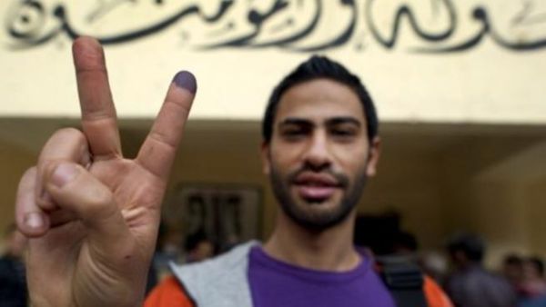 الانتخابات المصرية و"الصباع" الملون دليل التصويت. الانتخابات المصرية و"الصباع" الملون دليل التصويت.