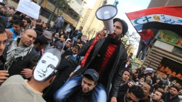 المصريون يستعدون لإحياء ذكرى ثورة ٢٥ يناير.