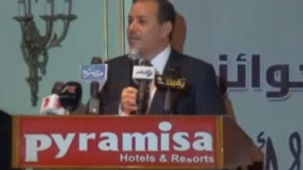 وزير الإعلام المصرى صلاح عبد المقصود