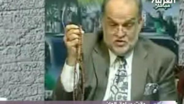 القذافي يلجأ للجن!. القذافي يلجأ للجن!.