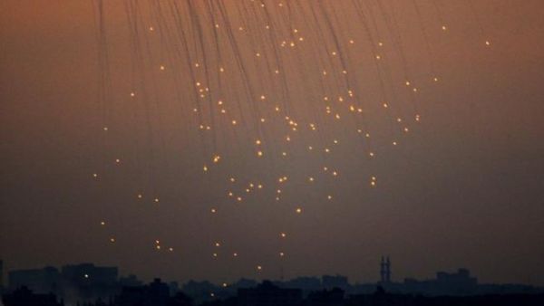 قنابل الفسفور التي ألقيت على غزة قبل ٣ أعوام.