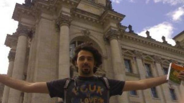 ابراهيم عثمان طبيب الثورة السورية.