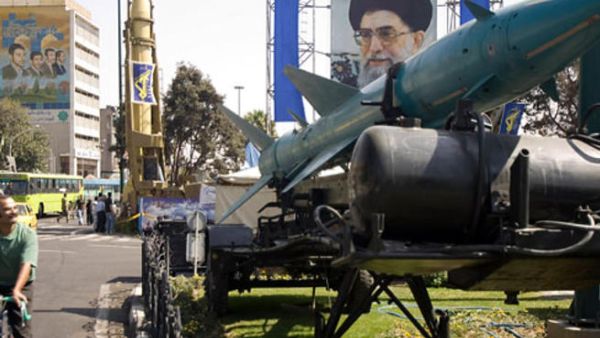 الفوبيا الخليجية من إيران تدفع دول الخليج لزيادة الإنفاق على التسليح. الفوبيا الخليجية من إيران تدفع دول الخليج لزيادة الإنفاق على التسليح.