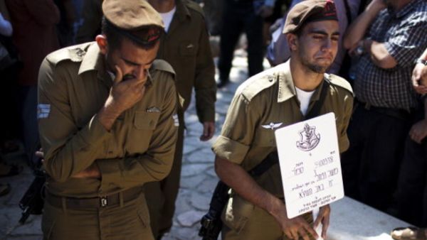 الشباب الإسرائيلي خائف! الشباب الإسرائيلي خائف!