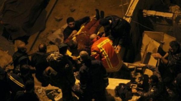 صورة للمبنى المنهار في بيروت. صورة للمبنى المنهار في بيروت.