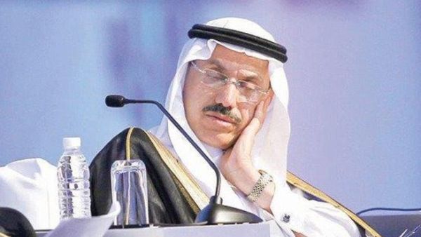 غفوة وزير التخطيط السعودي تثير مواقع التواصل الاجتماعي