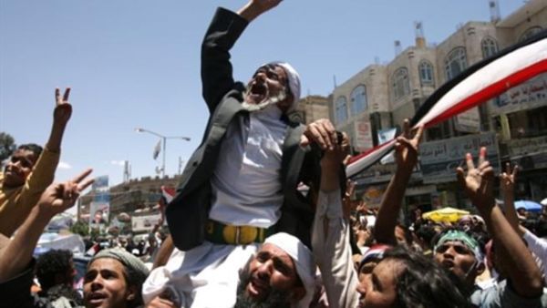 متظاهر يمني.