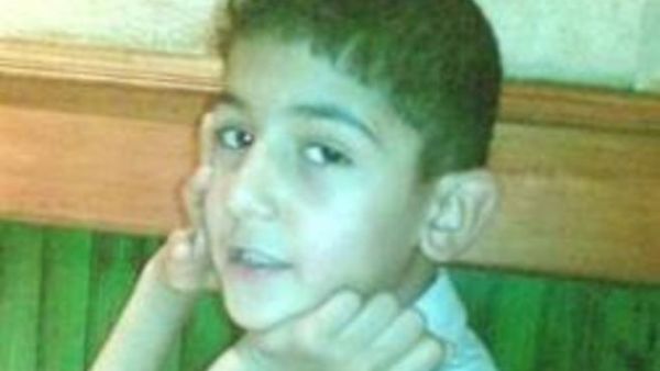 الطفل البحريني علي حسين المعتقل من قبل السلطات البحرينية الطفل البحريني علي حسين المعتقل من قبل السلطات البحرينية