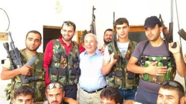 برهان غليون يتحدى النظام السوري ويدخل الأراضي السورية برهان غليون يتحدى النظام السوري ويدخل الأراضي السورية