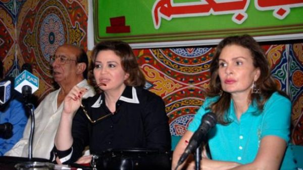 الفنانة إلهام شاهين الفنانة إلهام شاهين